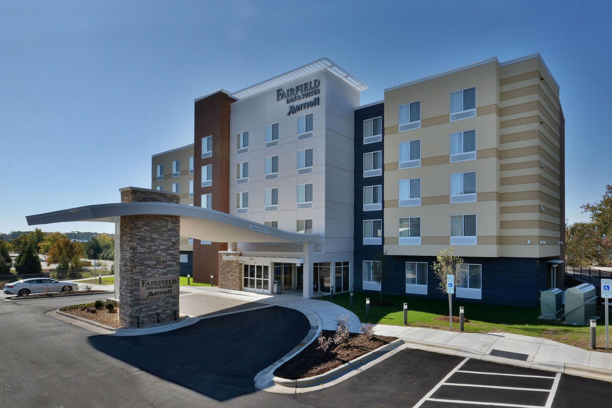 Fairfield Inn & Suites By Marriott Raleigh Capital Blvd./I-540 Exterior photo